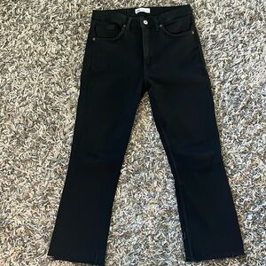 Zara TRF MID-RISE FLARE CROPPED JEANS - black size US 6